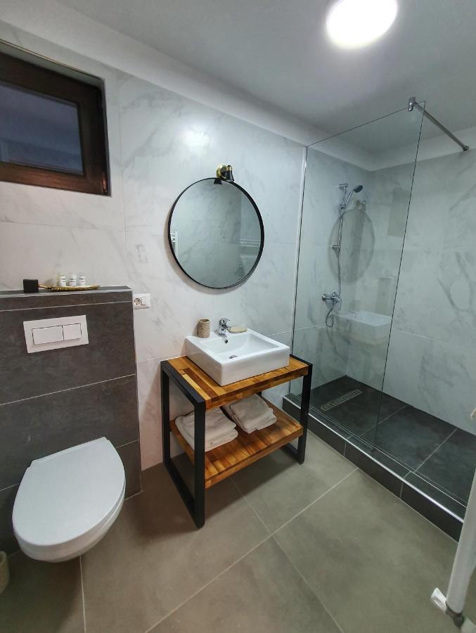 Vily Luxury Rooms Focşani Dış mekan fotoğraf
