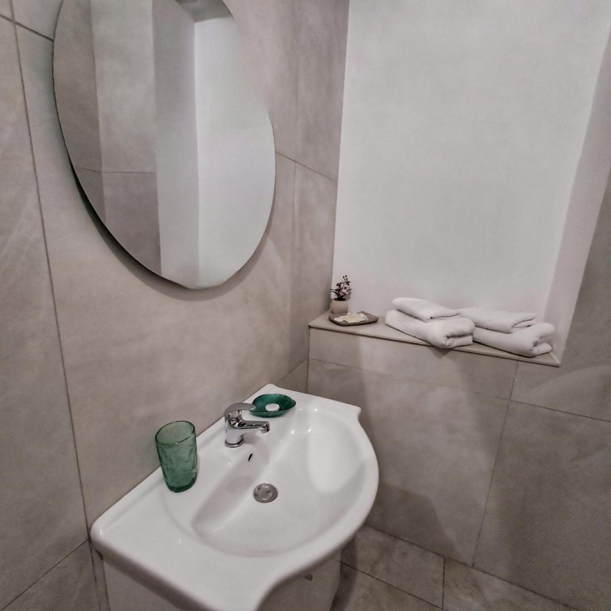Vily Luxury Rooms Focşani Dış mekan fotoğraf