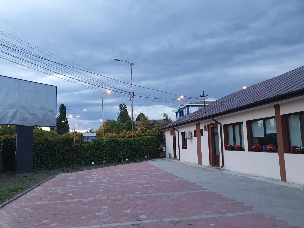 Vily Luxury Rooms Focşani Dış mekan fotoğraf